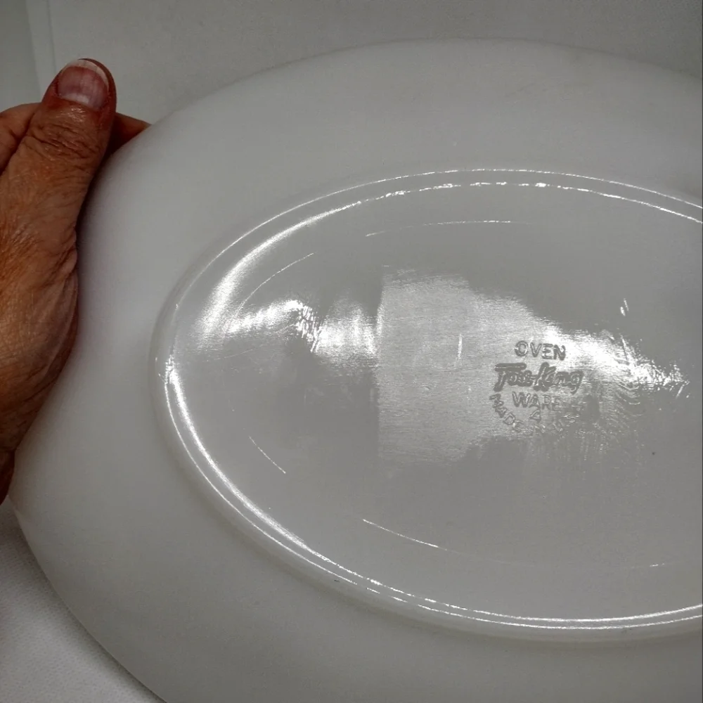Vintage Fire King Wheat‎ Milk Glass Platter 11.78